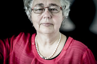 Anne-Marie Glistrup er aktuel med det andet af to bind om sin far, den fritænkende provokatør og grundlægger af Fremskridtspartiet Mogens Glistrup. Foto: Linda Johansen / Polfoto