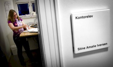 Det er ikke rimeligt, at to elever, der er ansat inden for det offentlige samme fag, skal have vidt forskellige pensionsvilkår, mener ungdomsformand i HK.