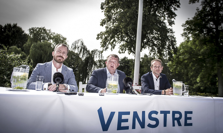 Borgmestre og byrødder forholdt sig forholdsvis tavse under formandsopgøret i Venstre, men var hurtigt ude og pege på Jakob Ellemann-Jensen (tv) som ny formand. Lokale Venstrefolk vil fremfor alt have ro, og deres disciplinerede politiske timing bliver næppe gratis, forudser Maria Steno.