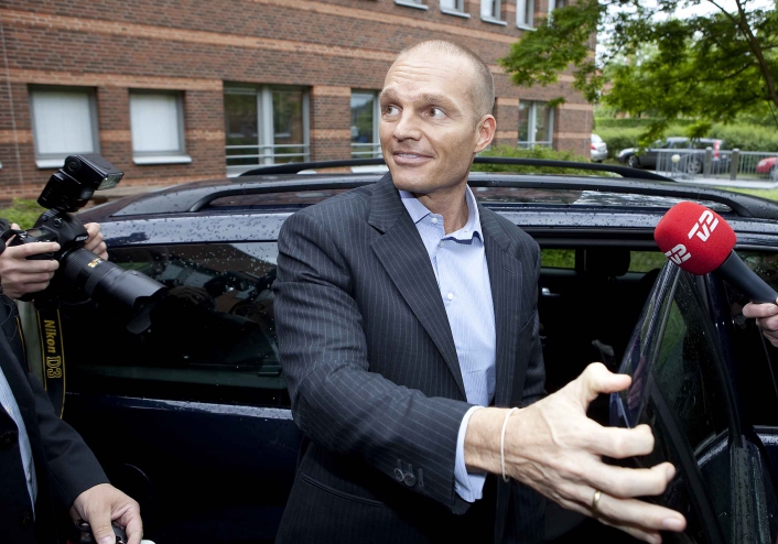Stein Bagger retsagen<br />Pressen er glad for varm luft, skriver Dorte Toft. Det udnytter blandt andet folk fra IT-verdenen. Her en af de mere kendte - og nu berygtede - af slagsen. Foto: Polfoto<br />