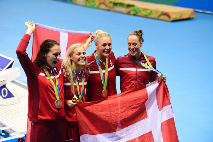 OL i Rio 2016<br />Glade svømmepiger ved OL i Rio 2016. Fotocredit: Tariq Mikkel Khan / POLFOTO<br />