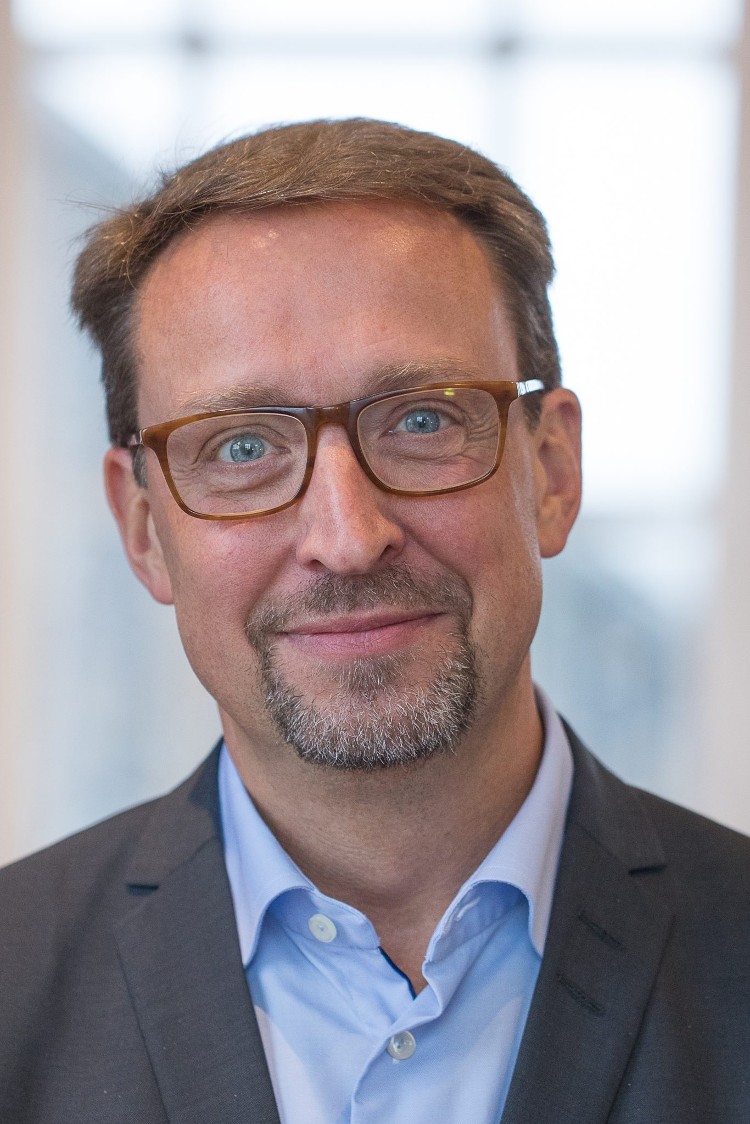 Jakob-Bigum-Lundberg-1366x2048-1 (1)